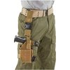 CACTUS JACK TACTICAL DROP LEG HOLSTER er en justerbar hofteholster med rask tilgang, laget av slitesterk 600 Denier polyester og passer til de fleste håndvåpen.