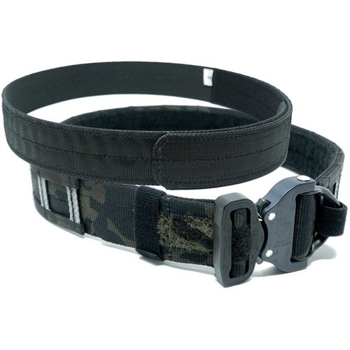 GBRS Group Assaulter Belt System V3 tilbyr en lett, fleksibel og stabil plattform for utstyr, med en 2-belt system og høy slitestyrke for komfort og sikkerhet.