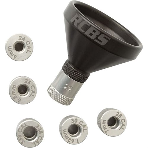 RCBS MatchMaster Powder Funnel Kit gir raskere, renere og mer presis omlasting med seks adaptere for populære kalibre og en kompakt oppbevaringsboks.
