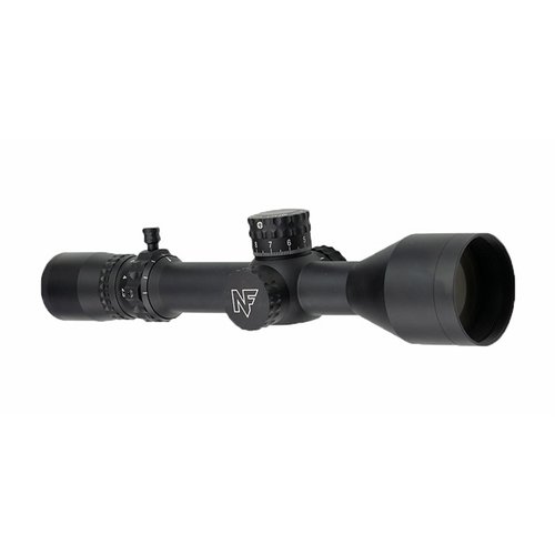 Nightforce NX8 2.5-20x50mm kikkertsikte tilbyr klar optikk, F2 retikkel, ZeroStop turrett og robust design for pålitelig ytelse i felten.