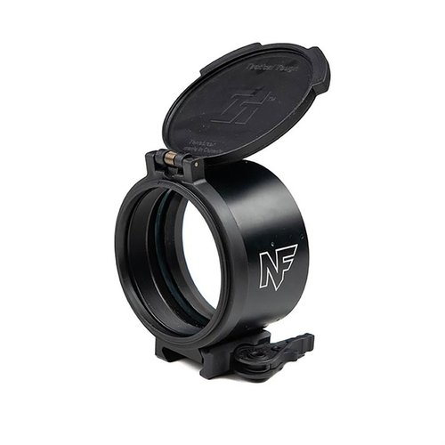 Nightforce Wedge Prism gir 100 MOA/29 MRAD heving for ekstreme avstander, rask festing, kompatibel med alle kikkertsikter og inkluderer beskyttelse.