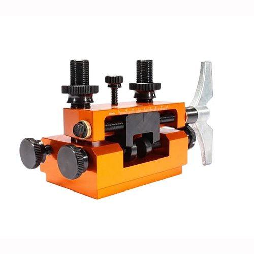 AccuSight Pistol Sight Tool fra Lyman gjør det enkelt å justere, installere og fjerne dovetail pistol sikter med CNC-maskinert aluminium og stor håndtak.