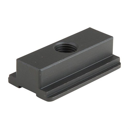 SIGHT PRO & RANGEMASTER SIGHT MOVER SLIDE SHOES gir spesifikke klemmer for ulike våpenmodeller, optimaliserer presisjon og enkel justering med MGW Sight Pro.