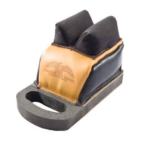 Deluxe Protektor Rear Bag med håndtak gir stabilitet, ekstra høyde og støtte for skyting fra bakken, perfekt for F-class konkurranser og feltbruk.