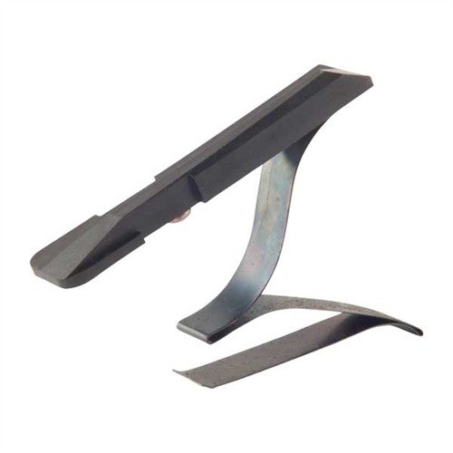 MAGAZINE FOLLOWER ASSEMBLY, MAGNUM fra SAVAGE er designet for 110/111/112/112BT top loading rifler, og sikrer pålitelig mating og jevn funksjon.