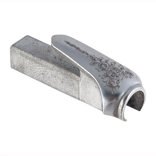 TIP FOREND 486 12GA fra Beretta USA er designet for å passe perfekt til 486-modellen, og gir en solid og pålitelig forend for optimal ytelse.