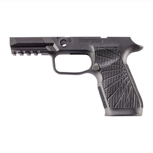 Oppgrader din skyteopplevelse med Wilson Combat WCP320 gripmodul for SIG-SAUER P320, som gir bedre kontroll, redusert rekyl og et ergonomisk design.