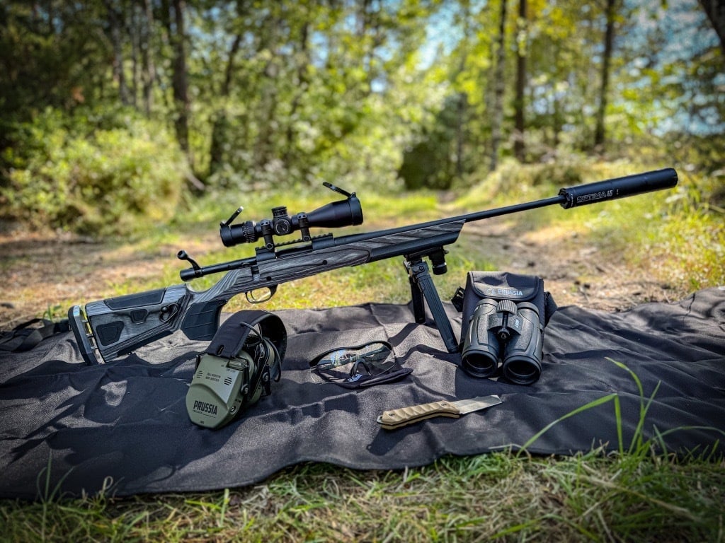 NJFF Komplett Riflepakke - Howa At-One + utstyrspakke